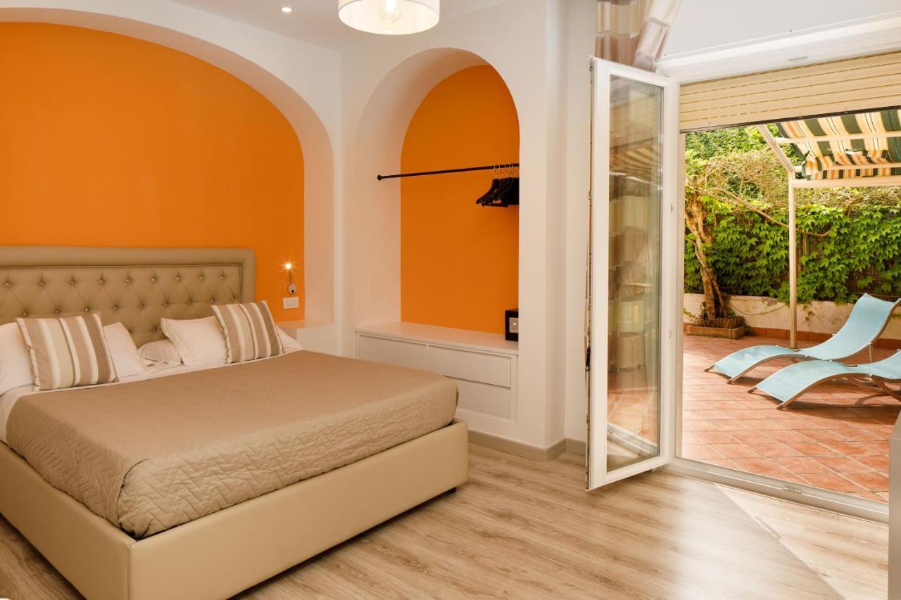 Sorrento Comfort Rooms Con Piscina Exteriér fotografie