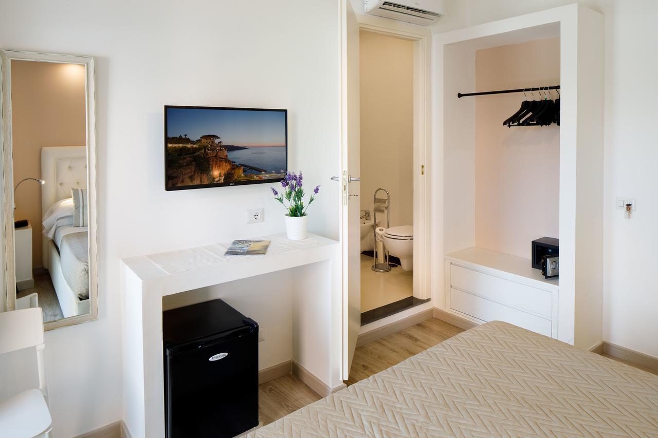 Sorrento Comfort Rooms Con Piscina Exteriér fotografie
